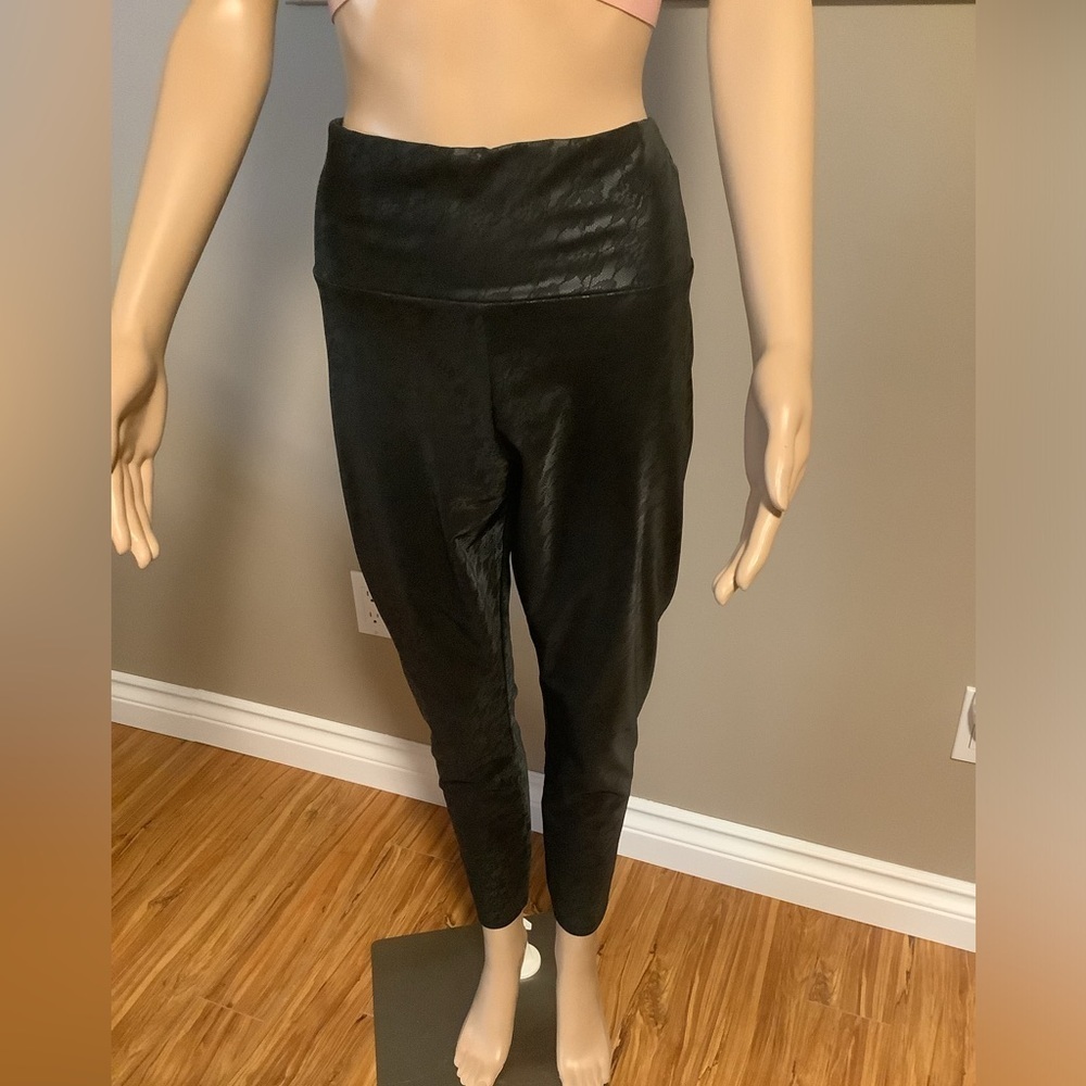 NWOT Suzy Shier Vegan Pants X-Large black